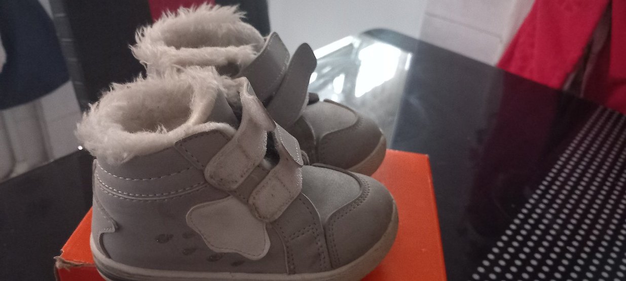 Gri kız Çocuk Cırt Cırtlı Bot - Görsel 2