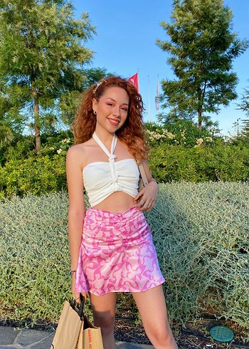 s Beden pembe Renk Boyundan Bağlamalı crop