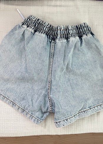 34 Beden Trendyolmilla Beli Lastikli Denim Şort