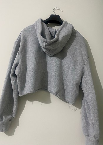 Gri Looney Tunes Baskılı Kısa Sweatshirt - Görsel 2