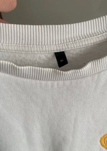 Beyaz Kalp Baskılı Kadın Sweatshirt - Görsel 3