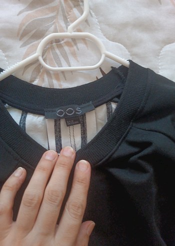 Siyah Çizgili Yanları Bağlamalı Sweatshirt - Görsel 6