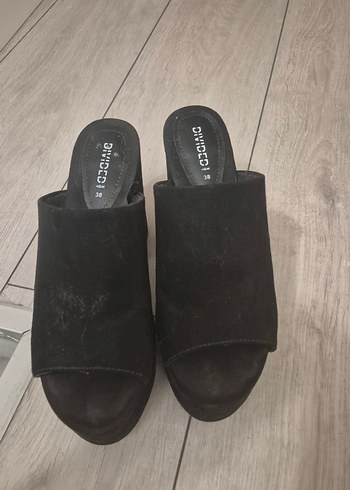 Siyah Platform Topuklu Kadın Terlik - Görsel 2