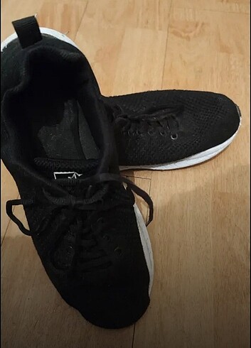 3 çift ayakkabı - Görsel 3