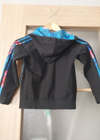 Adidas Erkek Çocuk Kapüşonlu Fermuarlı Mavi Ceket