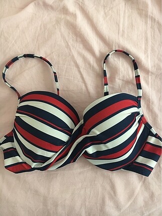Bikini üstü