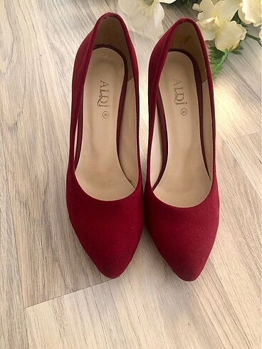 39 Beden bordo Renk Bordo süet