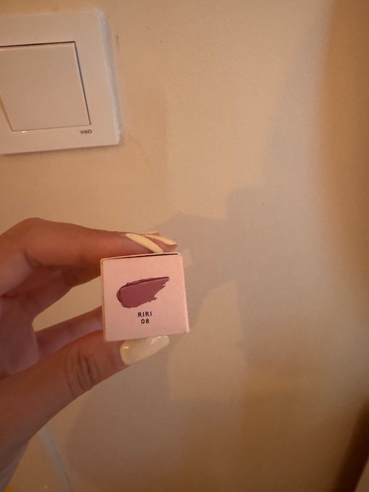 Fenty Dudak Parlatıcısı - Görsel 2