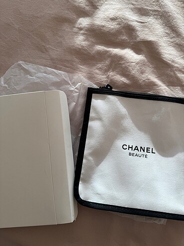 Chanel makyaj çantası orjinal