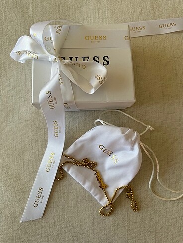 Guess Orjinal kolye