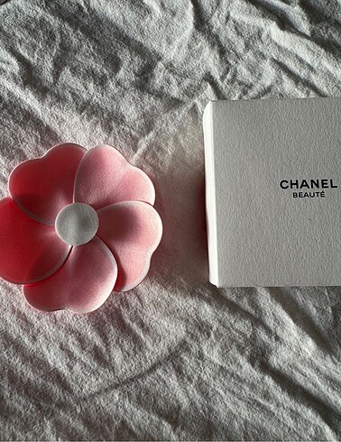 Chanel Pembe chanel kamelya