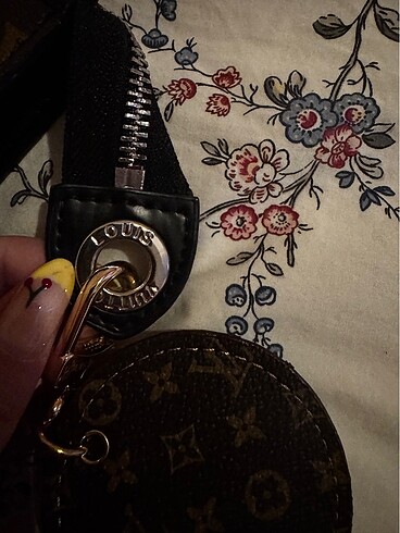 Beden Louis Vuitton çanta