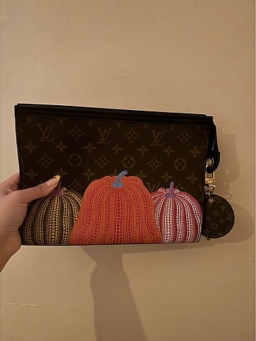 Louis Vuitton çanta