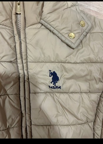 Bej Kapüşonlu Kadın Kışlık Mont - Görsel 2