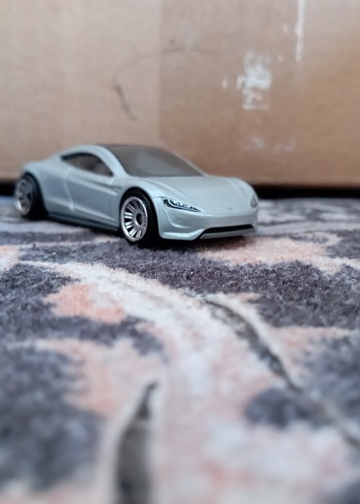 HOT WHEELS TESLA - Görsel 2