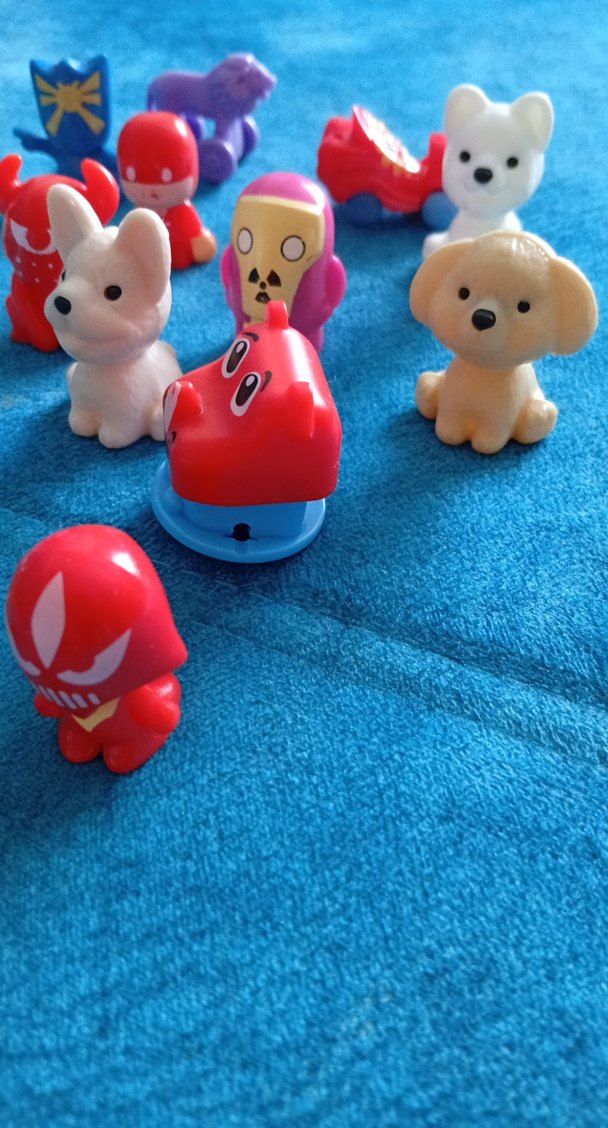 Renkli Mini Aksiyon Figürleri Seti - Görsel 3