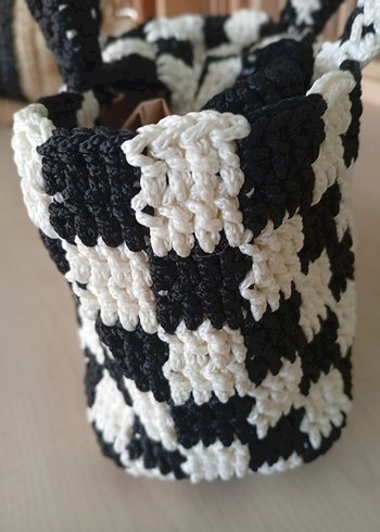 Örgü Siyah Beyaz Kareli Kadın Çanta - Görsel 3