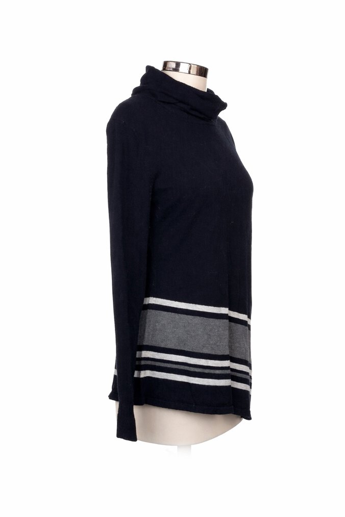 Uzun Kollu Yüksek Yakalı Gri Çizgili Kadın Kazak - Görsel 3