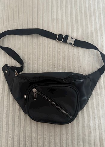 Siyah Deri Bel Çantası - Görsel 2