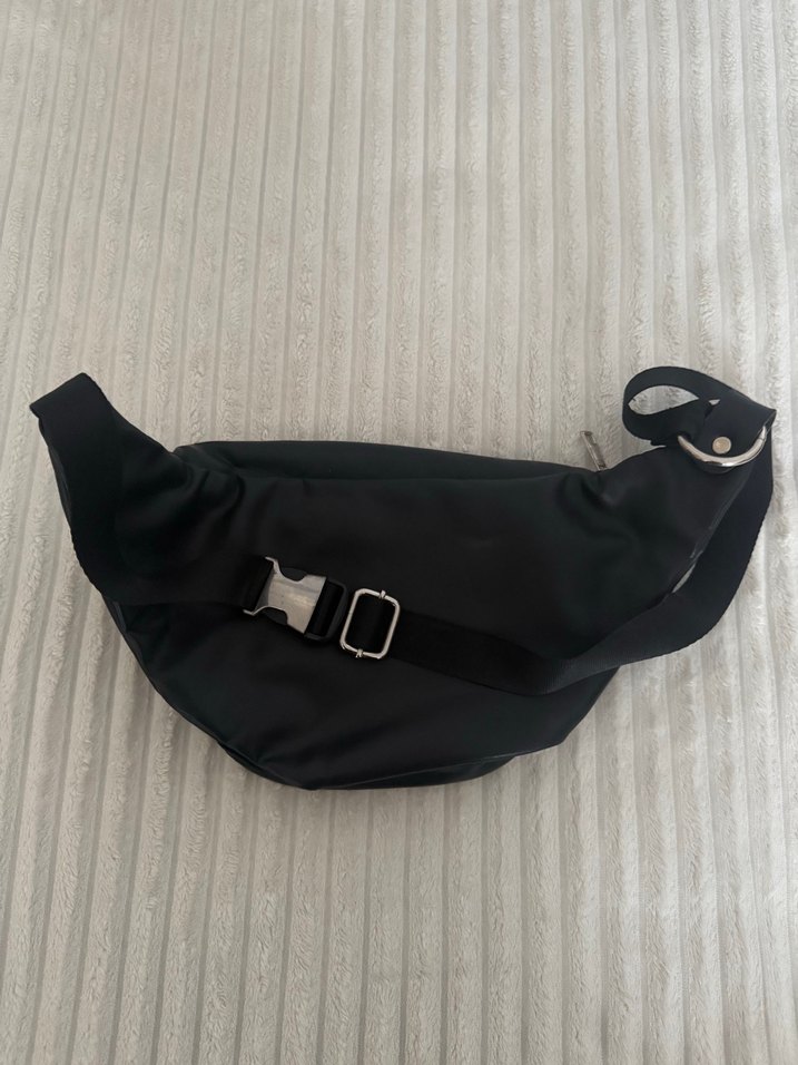 Siyah Deri Bel Çantası - Görsel 4