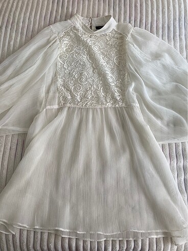TWİST ASTARLI DANTELLİ TÜL BLUZ