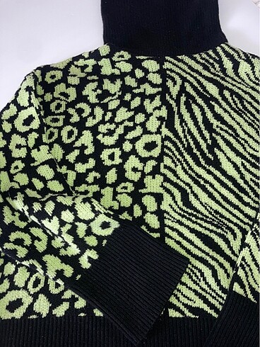 Zara Yeşil&Siyah Desenli Kazak - Görsel 4