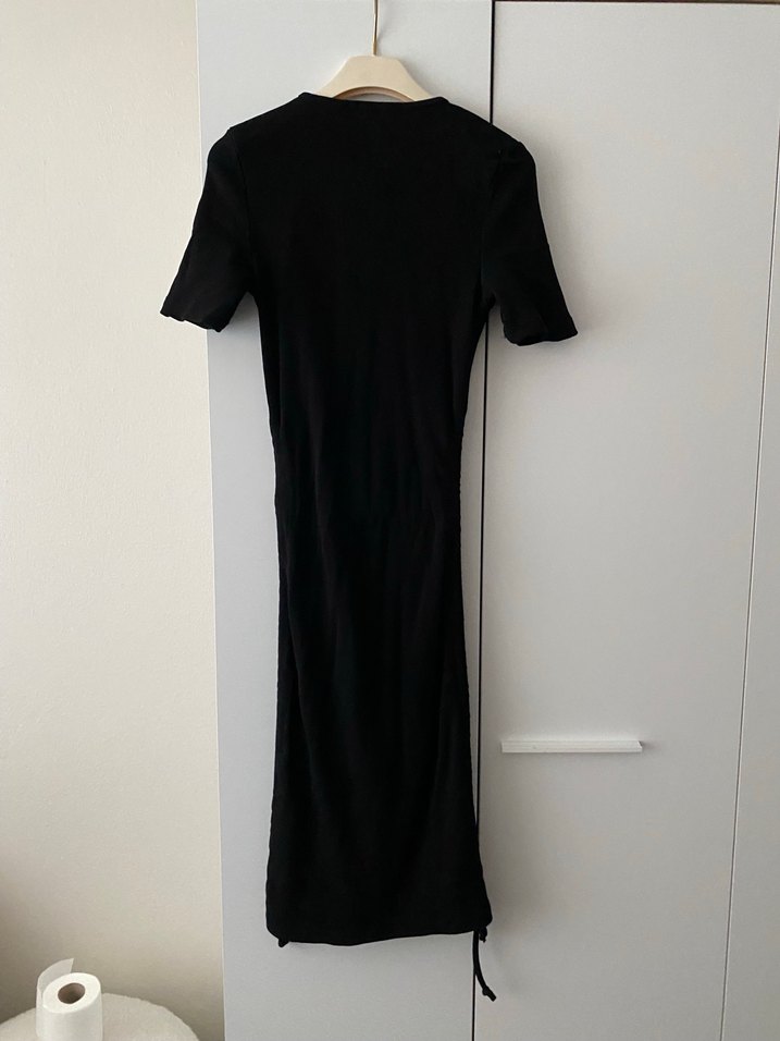 Siyah Kısa Kollu Uzun Kadın Elbise - Görsel 4