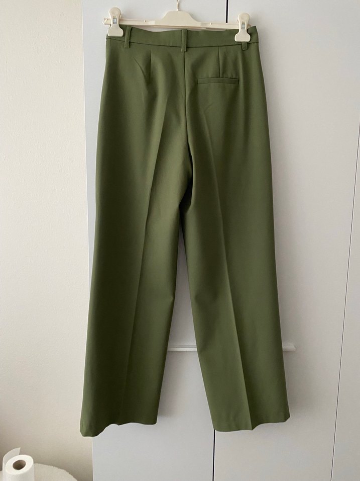 Pull and Bear Kadın Haki Kumaş Pantolon - Görsel 3