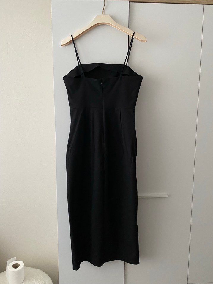 İnce Askılı Siyah Midi Elbise - Görsel 4