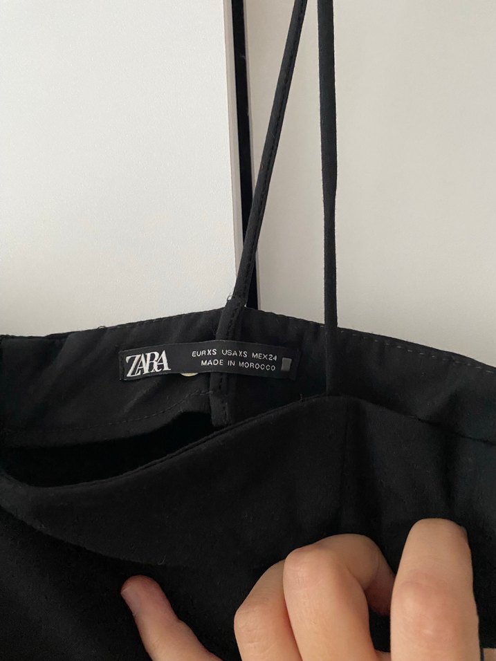 İnce Askılı Siyah Midi Elbise - Görsel 3