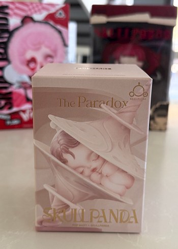 Beden POP MART SKULLPANDA - The Paradox