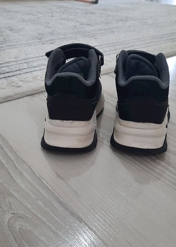 27 Beden siyah Renk Çocuk Bot