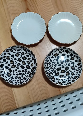 Leopar Desenli Modern Klasik Yemek Tabağı Seti