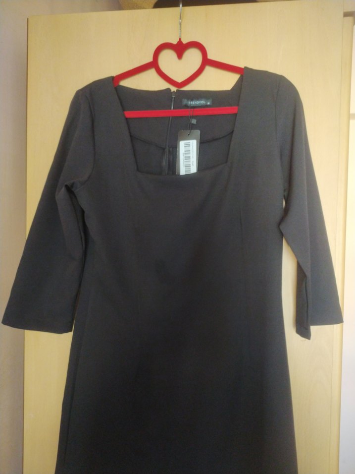 Siyah Kare Yaka Midi Boy Elbise - Görsel 2