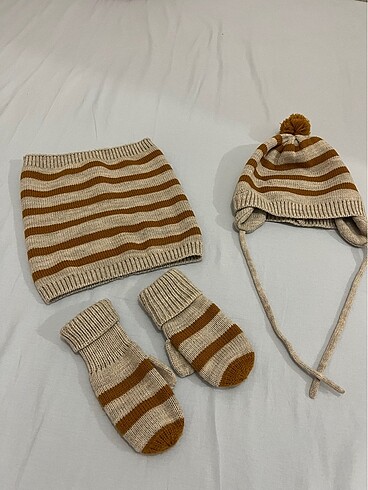 H&M bere atkı eldiven