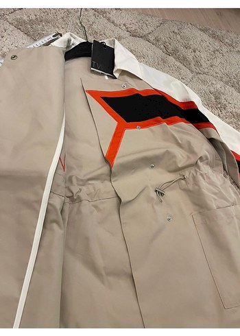 Kadın Beyaz Baskılı Uzun Trençkot - Görsel 6