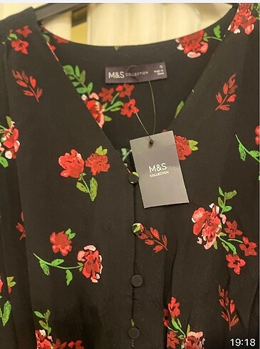 Marks & Spencer Yeni etiketli
