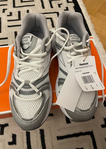 39 Beden Beyaz Gri Basic Spor Kadın Sneaker