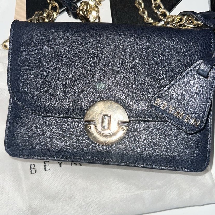 BEYMEN Lacivert Deri Kadın Zincirli Çanta - Görsel 2