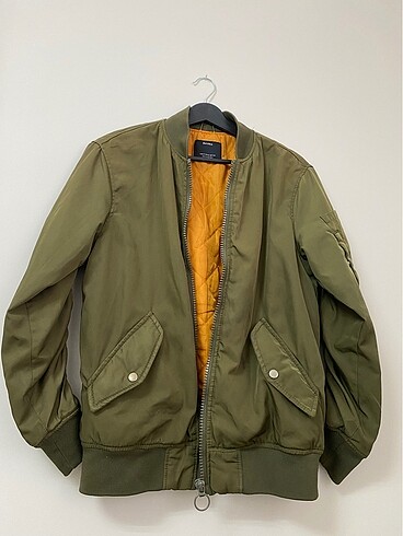 bershka mevsimlik mont