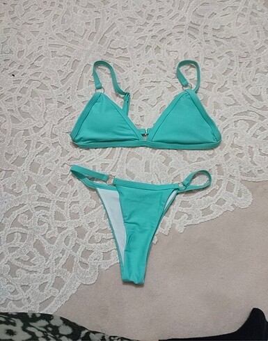Turkuaz bikini