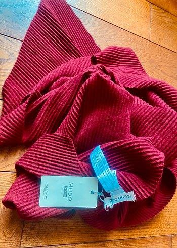 Bordo Pliseli Kadın Atkı - Görsel 2