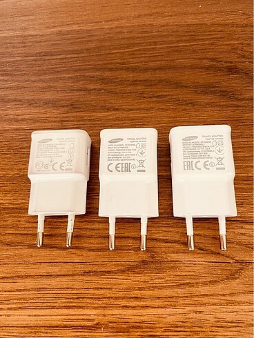 Samsung güç adaptörleri
