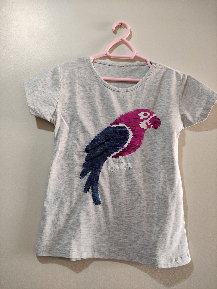 Kız Çocuk Gri Payetli Kuş Baskılı Tişört - Görsel 3