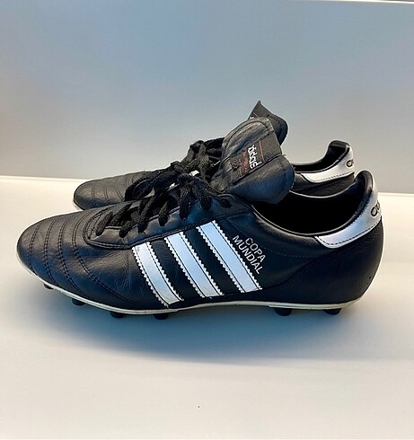 Adidas cupa mondial krampon