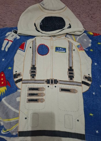 Erkek Çocuk Astronot Desenli Kapüşonlu Bornoz - Görsel 2