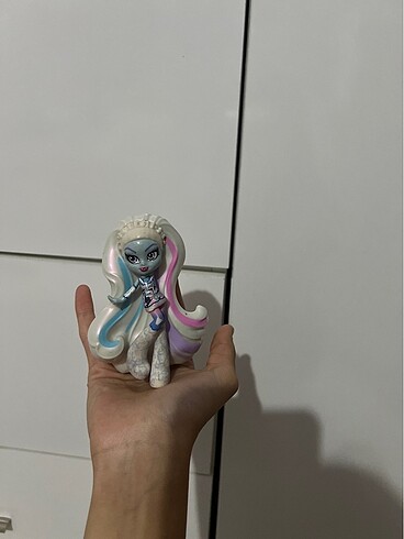 Monster high