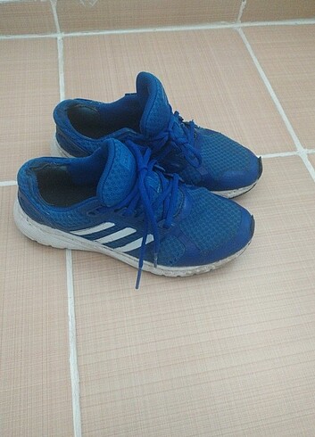 Adidas ayakkabı 