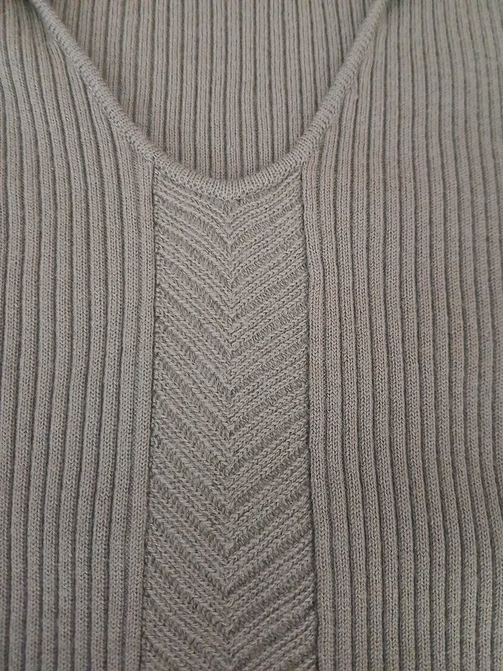 V Yaka Kısa Kollu Triko Kadın triko - Görsel 3