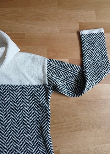 Beyaz Gri Örgü Boğazlı Kadın Kazak - Görsel 3